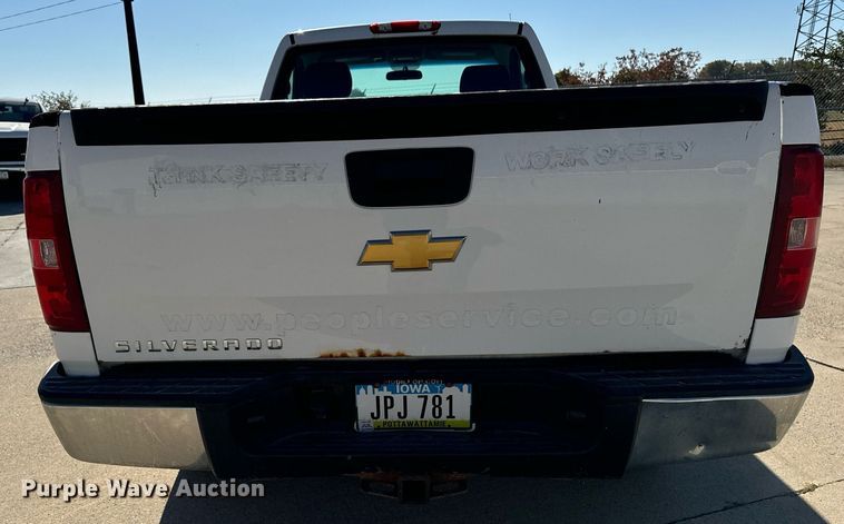 image for item EG6792 2010 Chevrolet Silverado 1500 pickup truck