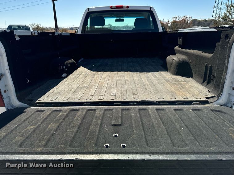 image for item EG6792 2010 Chevrolet Silverado 1500 pickup truck