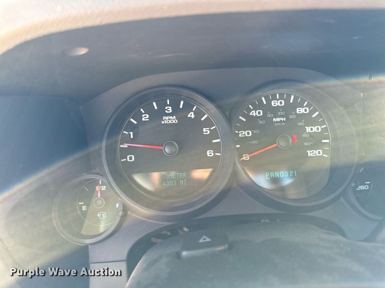 image for item EG6792 2010 Chevrolet Silverado 1500 pickup truck