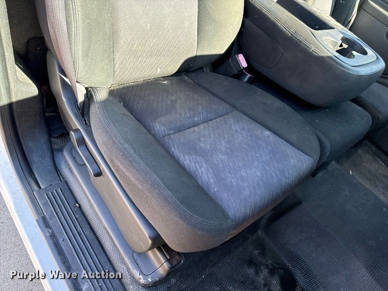 image for item EG6792 2010 Chevrolet Silverado 1500 pickup truck