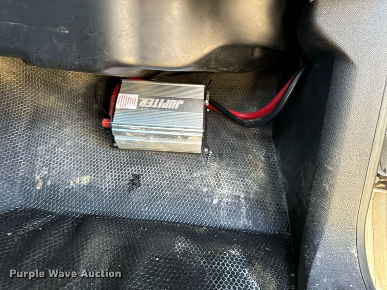 image for item EG6792 2010 Chevrolet Silverado 1500 pickup truck