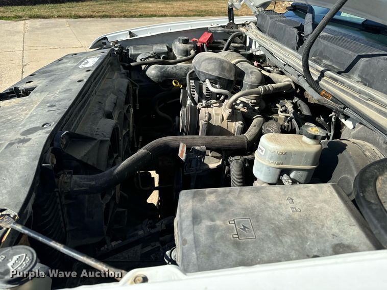 image for item EG6792 2010 Chevrolet Silverado 1500 pickup truck