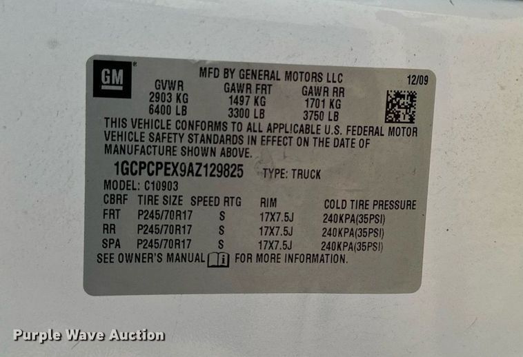 image for item EG6792 2010 Chevrolet Silverado 1500 pickup truck