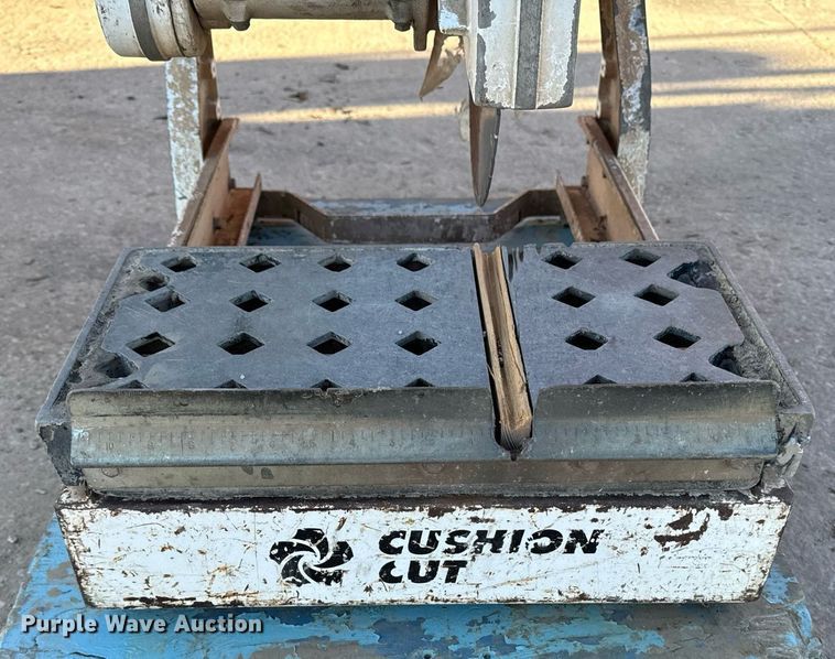 image for item EG6797 Cushion cut 155961-LYR concrete saw