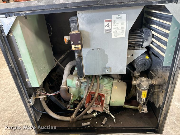 image for item EG6798 2013 Sullair 1809E AC air compressor