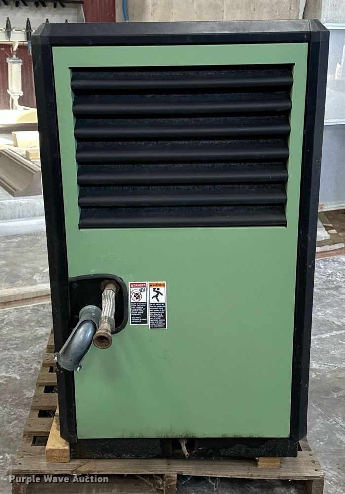 image for item EG6799 2016 Sullair 1809E AC air compressor