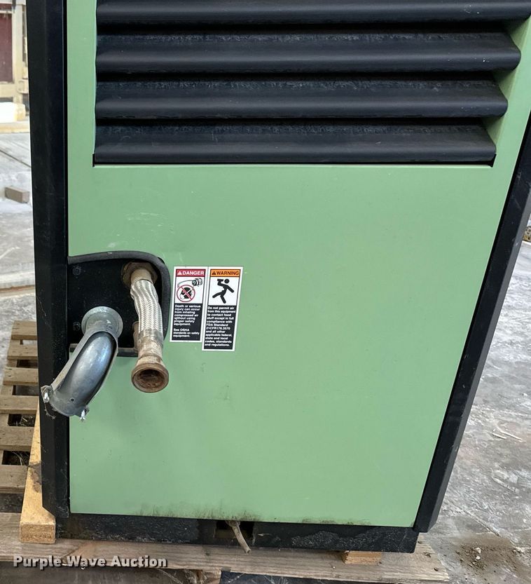 image for item EG6799 2016 Sullair 1809E AC air compressor