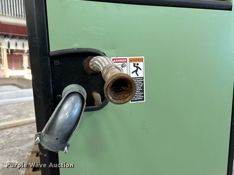 image for item EG6799 2016 Sullair 1809E AC air compressor