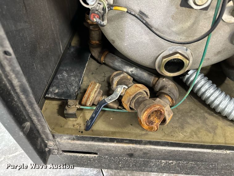 image for item EG6799 2016 Sullair 1809E AC air compressor