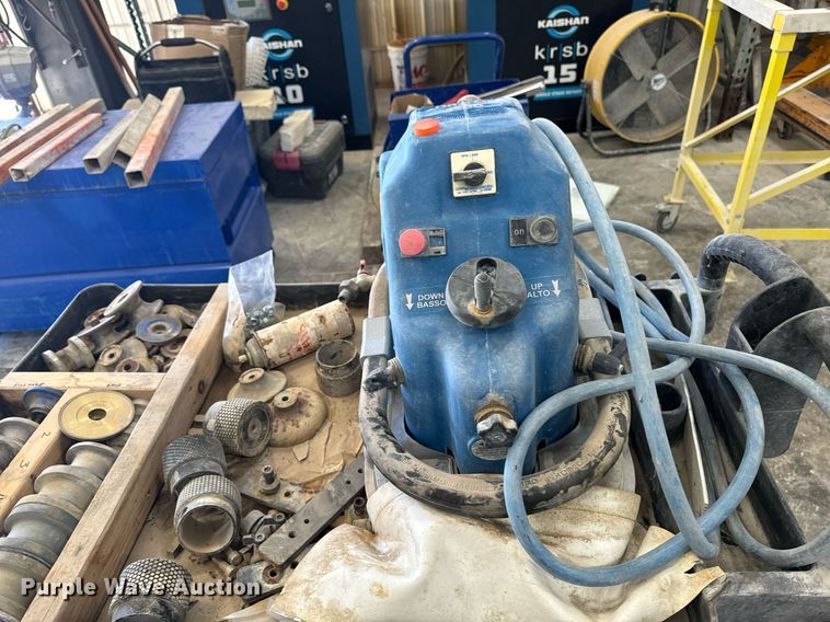 image for item EG6802 (2) stone routers