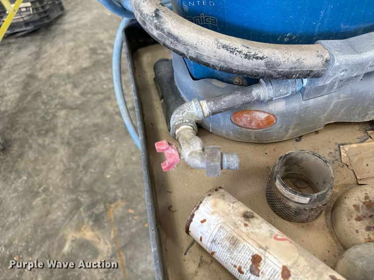 image for item EG6802 (2) stone routers