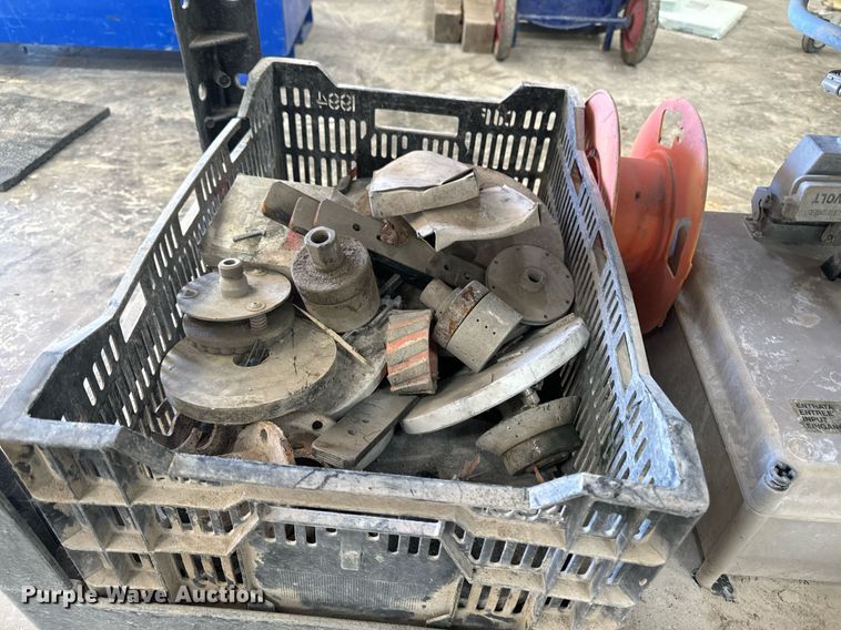 image for item EG6802 (2) stone routers