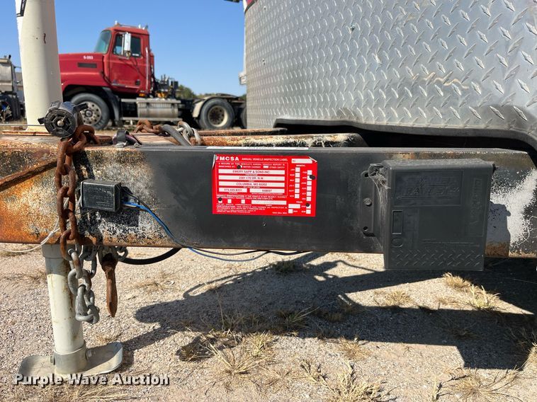 image for item EH2848 2009 Interstate Manufacturing  enclosed cargo trailer