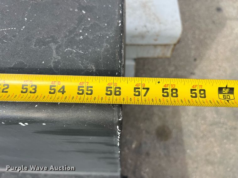 image for item EH2862 Dee Zee auxiliary fuel tank 