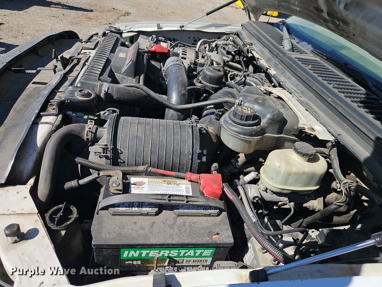 image for item EI8444 2005 Ford F450 Super Duty XL truck cab and chassis