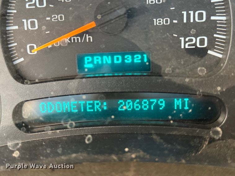 image for item EJ3105 2004 GMC Sierra 1500 Ext. Cab pickup truck