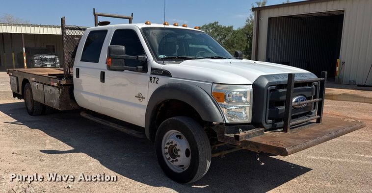 image for item EJ3106 2013 Ford F550 Crew Cab flatbed truck