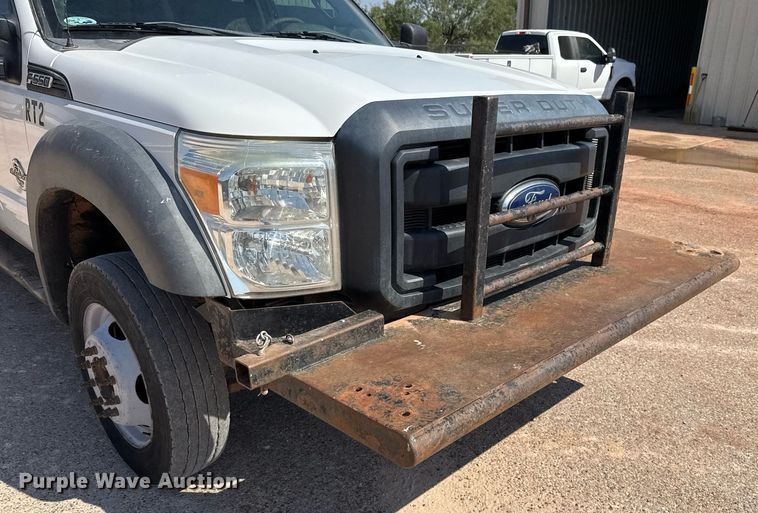 image for item EJ3106 2013 Ford F550 Crew Cab flatbed truck