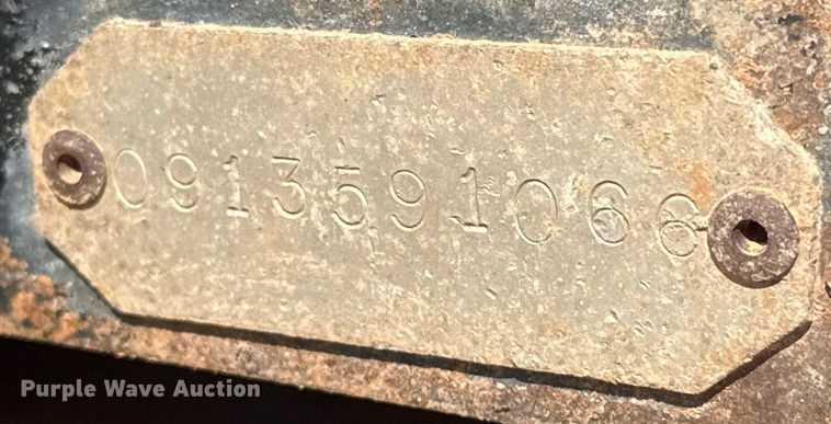 image for item EJ3106 2013 Ford F550 Crew Cab flatbed truck