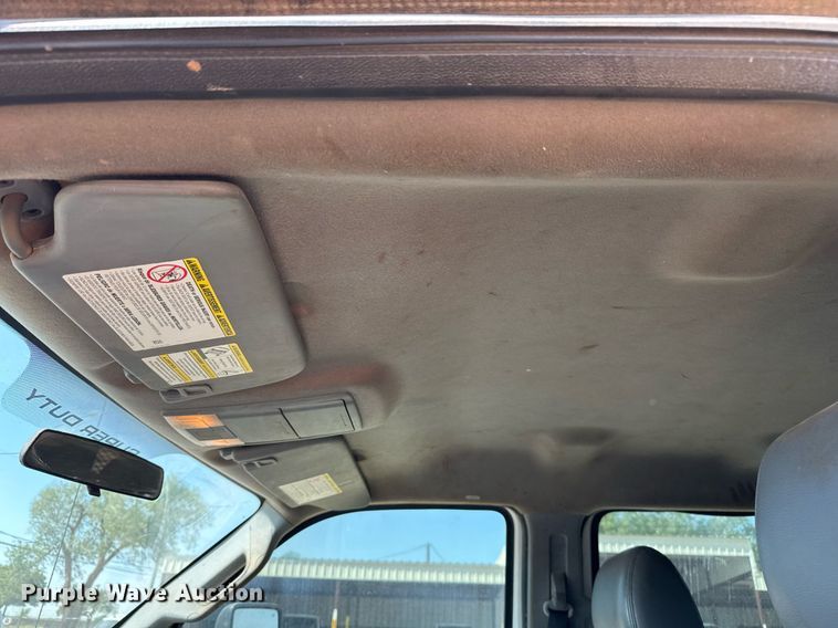 image for item EJ3106 2013 Ford F550 Crew Cab flatbed truck