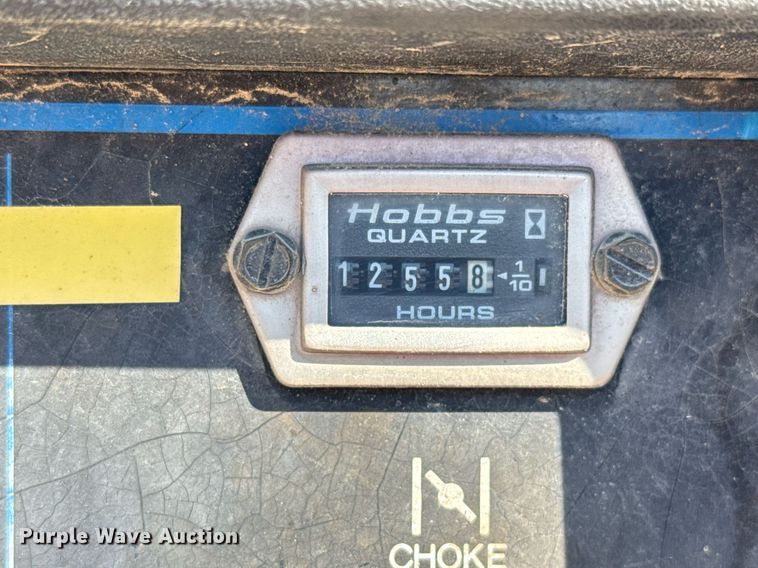 image for item EJ3113 1995 Miller Bobcat 225G Plus welder/generator