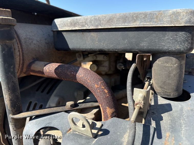 image for item EJ3113 1995 Miller Bobcat 225G Plus welder/generator