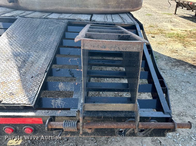 image for item EJ4856 2017 Shop built equipment trailer