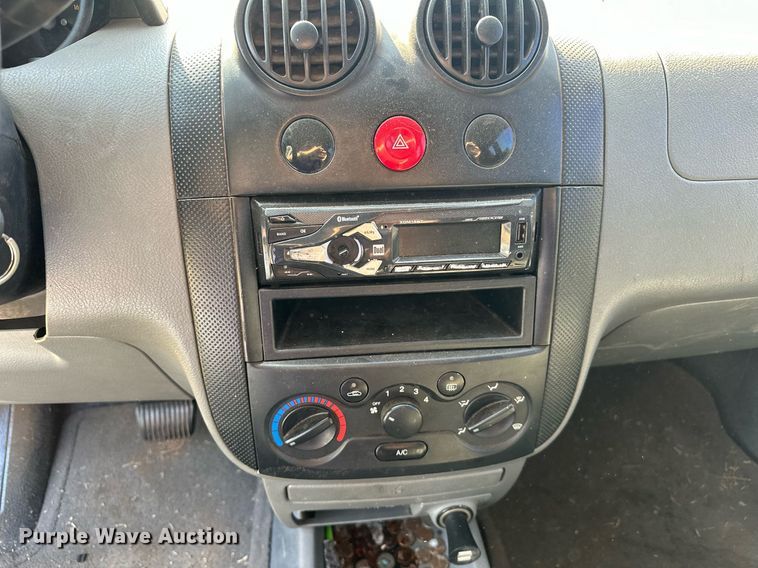 image for item EJ4882 2004 Chevrolet  Aveo 