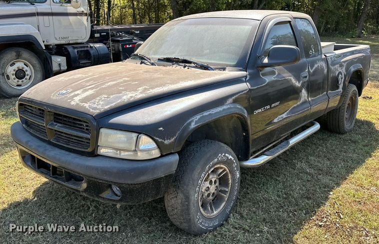 image for item EJ4883 2002 Dodge  Dakota Sport Club Cab pickup truck