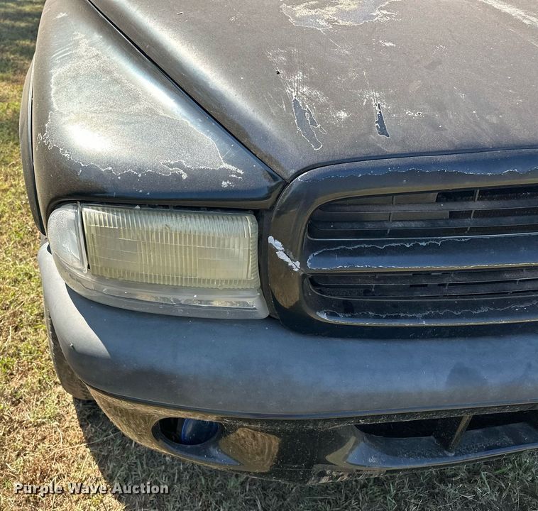 image for item EJ4883 2002 Dodge  Dakota Sport Club Cab pickup truck