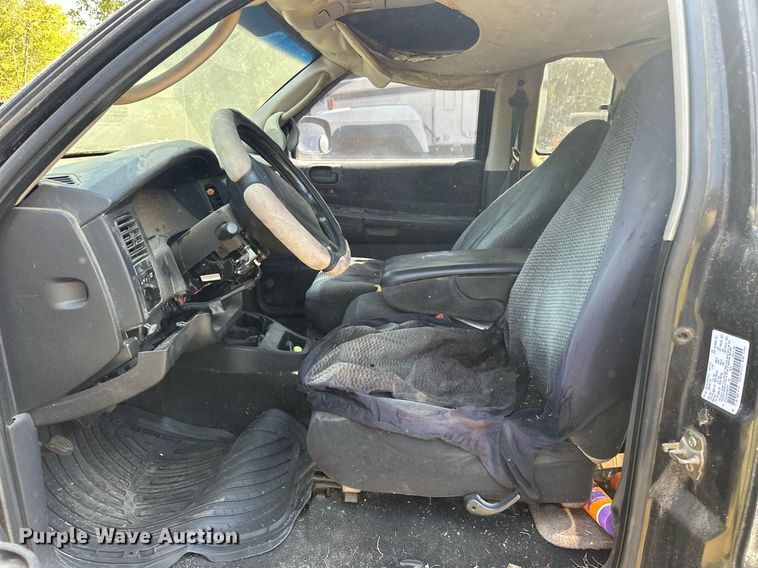 image for item EJ4883 2002 Dodge  Dakota Sport Club Cab pickup truck