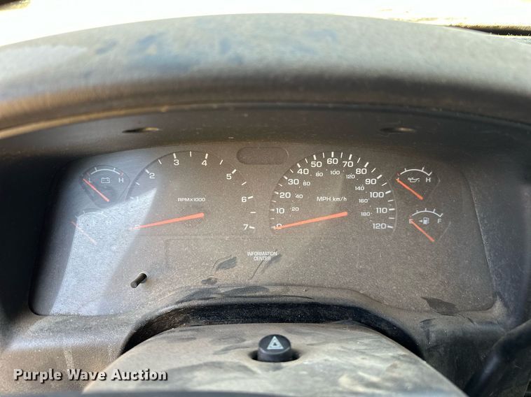 image for item EJ4883 2002 Dodge  Dakota Sport Club Cab pickup truck