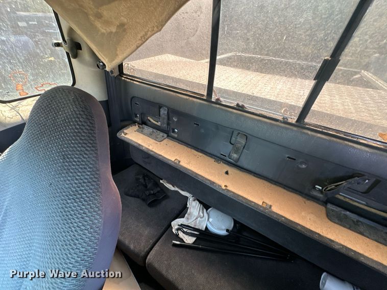 image for item EJ4883 2002 Dodge  Dakota Sport Club Cab pickup truck