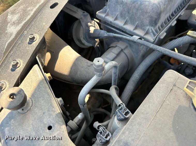 image for item EJ4883 2002 Dodge  Dakota Sport Club Cab pickup truck