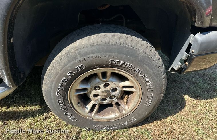 image for item EJ4883 2002 Dodge  Dakota Sport Club Cab pickup truck