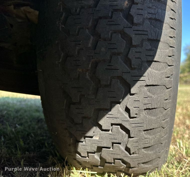 image for item EJ4883 2002 Dodge  Dakota Sport Club Cab pickup truck