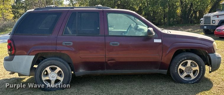 image for item EJ4885 2006 Chevrolet  Trailblazer  SUV