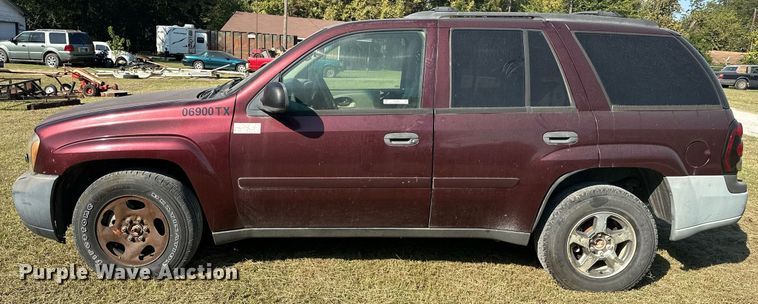 image for item EJ4885 2006 Chevrolet  Trailblazer  SUV