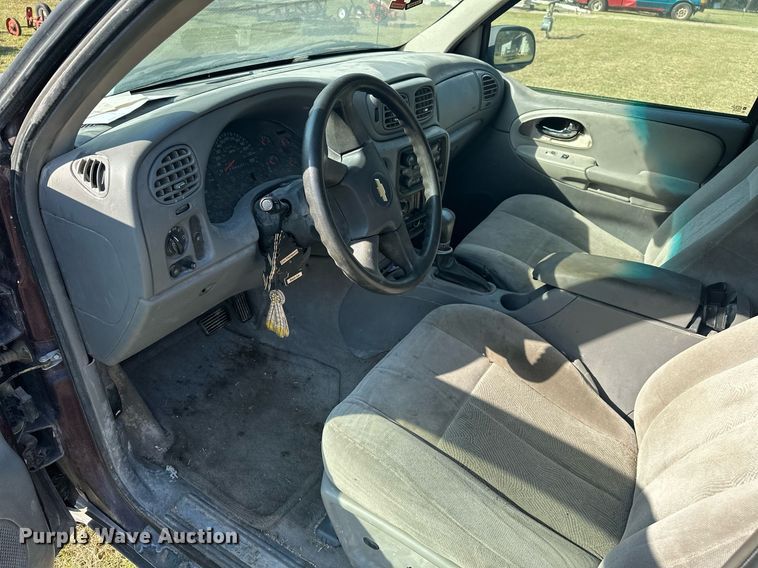 image for item EJ4885 2006 Chevrolet  Trailblazer  SUV