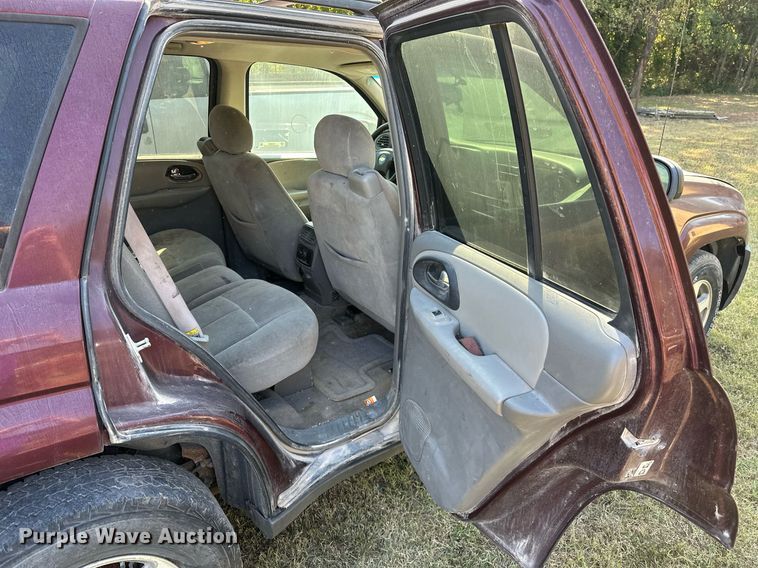 image for item EJ4885 2006 Chevrolet  Trailblazer  SUV