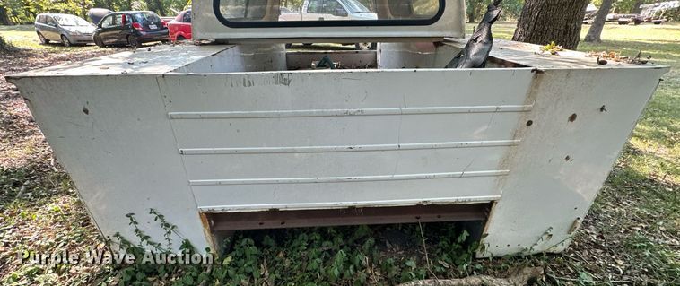 image for item EJ4889 Knapheide  utility bed