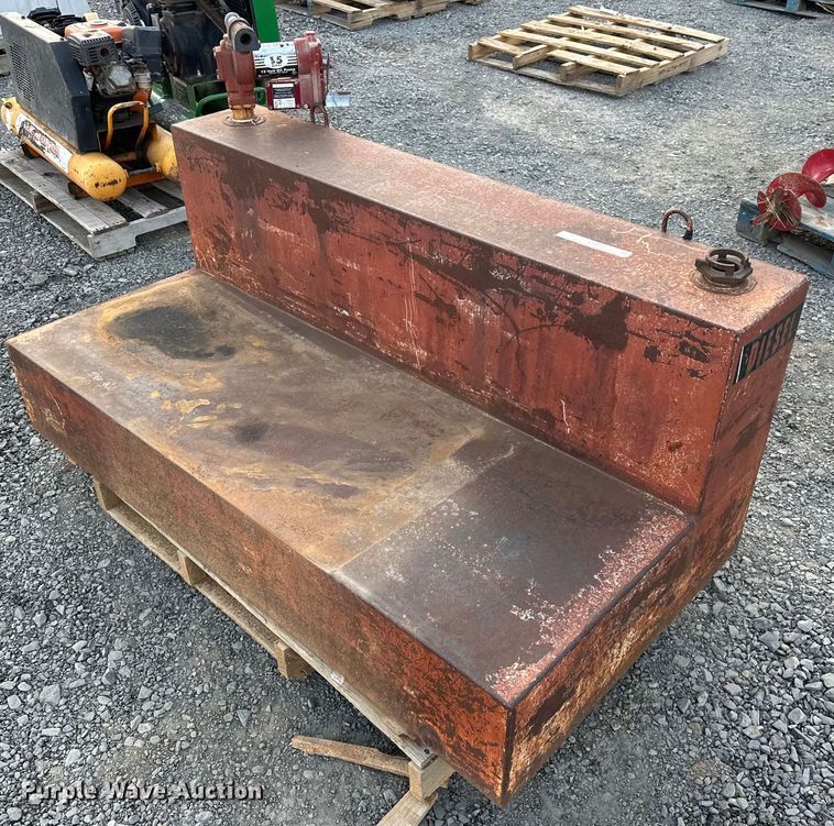 image for item EJ4912 Auxiliary fuel tank