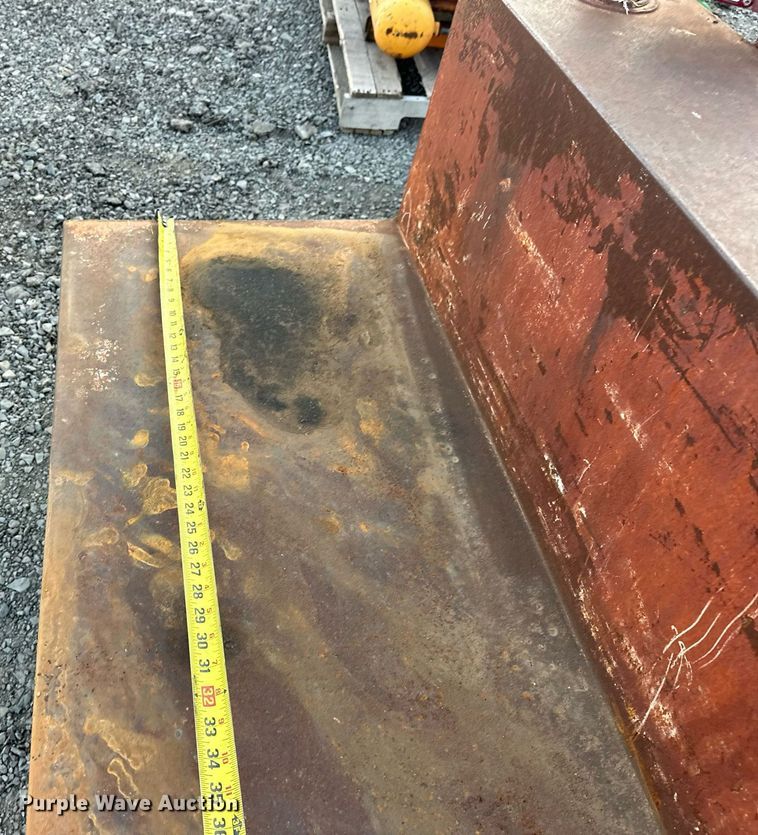 image for item EJ4912 Auxiliary fuel tank