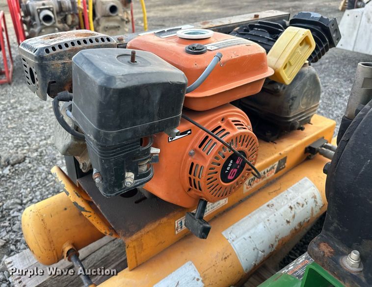 image for item EJ4913 (2) air compressors 