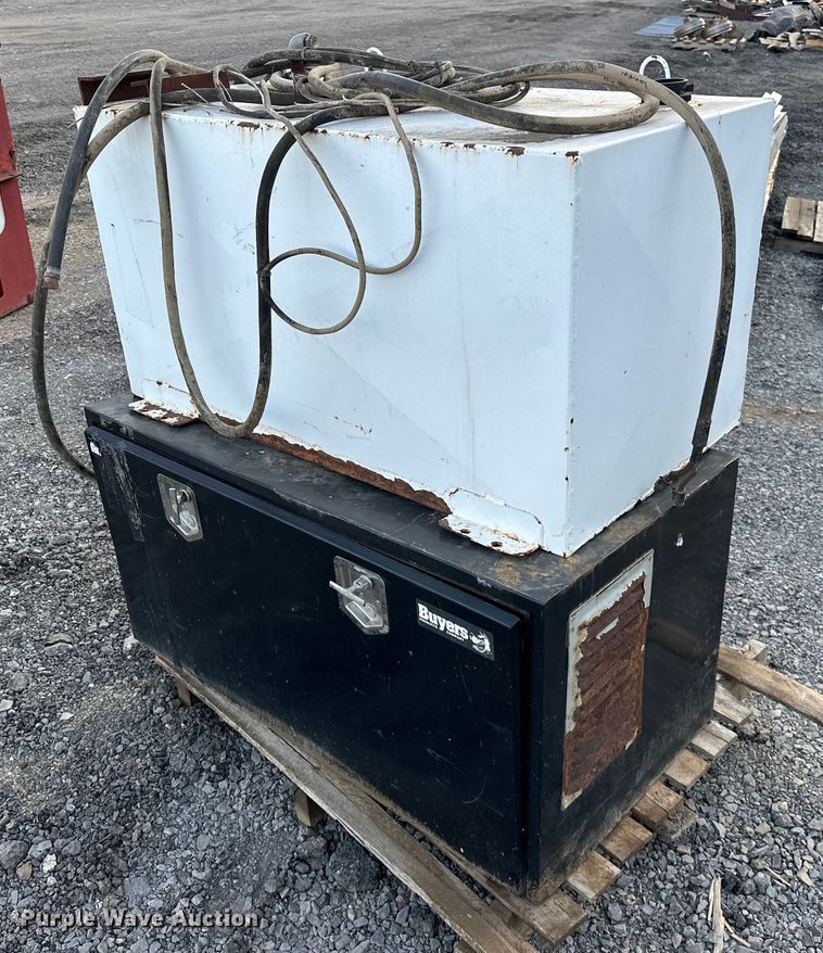 image for item EJ4916 Hubbell 4296 magnet controller 