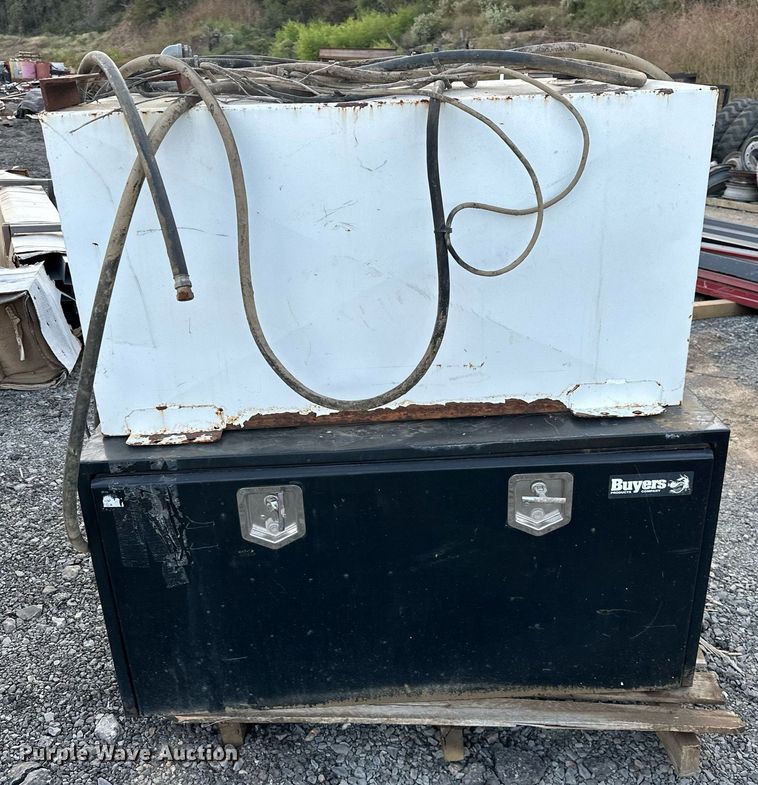 image for item EJ4916 Hubbell 4296 magnet controller 