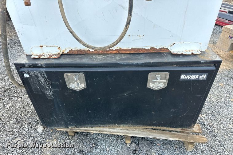 image for item EJ4916 Hubbell 4296 magnet controller 