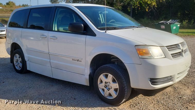 image for item EJ8048 2009 Dodge Grand Caravan SE handicap accessible van