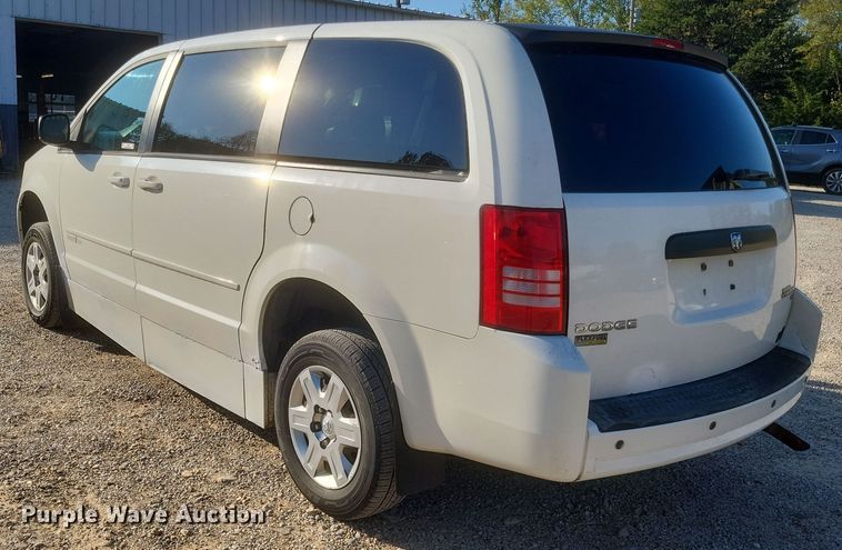 image for item EJ8048 2009 Dodge Grand Caravan SE handicap accessible van