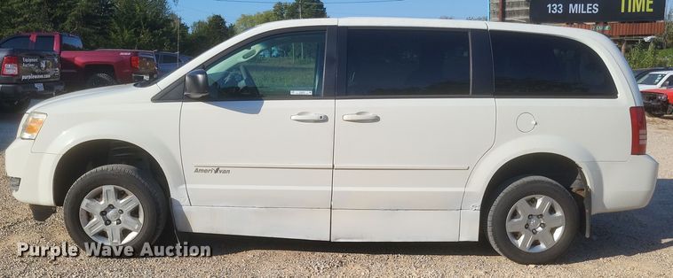 image for item EJ8048 2009 Dodge Grand Caravan SE handicap accessible van